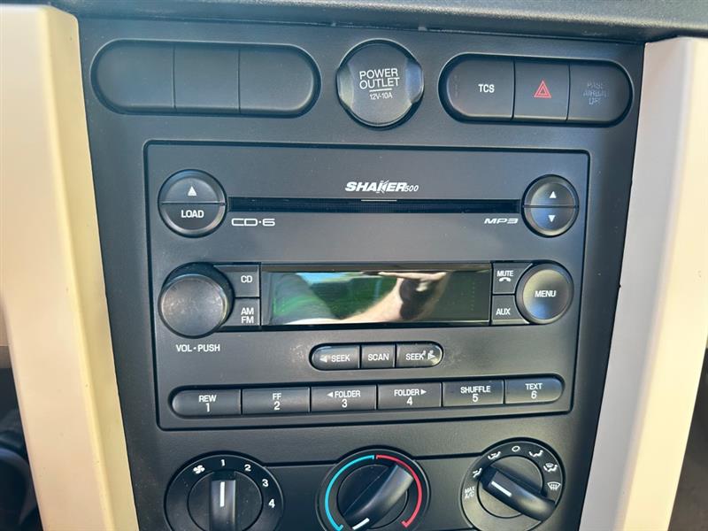 Ford Mustang  2005 Ford Mustang  2005