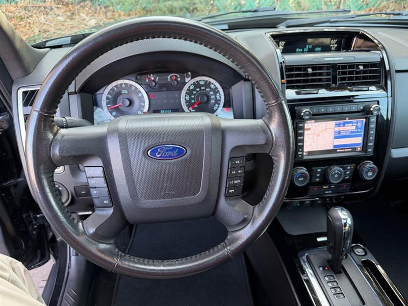 Ford Escape  2011