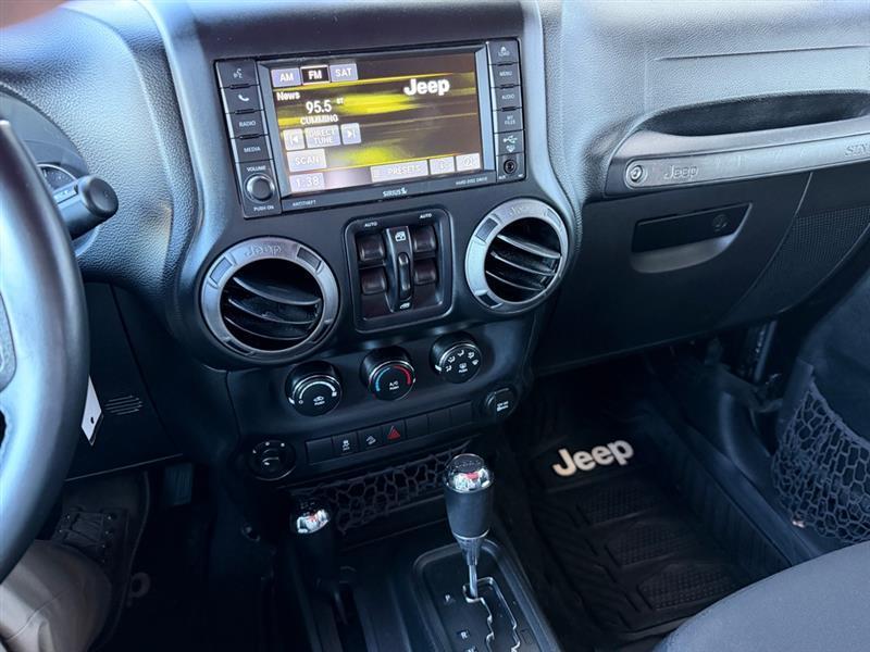 Jeep Wrangler  2016