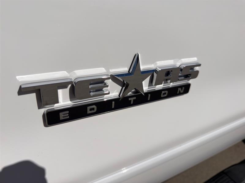 Chevrolet Silverado 1500  2018