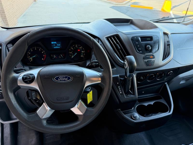 Ford Transit  2017