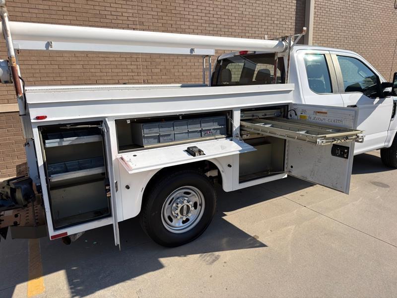 2017 Ford F-350 Super Duty XL - Photo 11