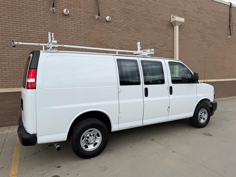 Chevrolet Express  2021