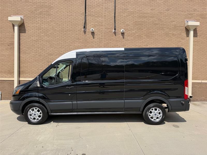 Ford Transit  2015