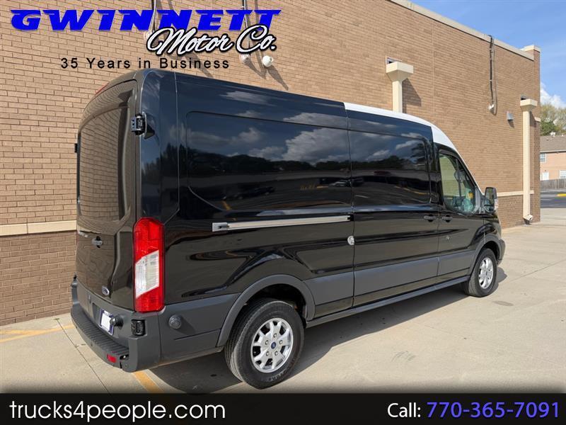 Ford Transit  2015