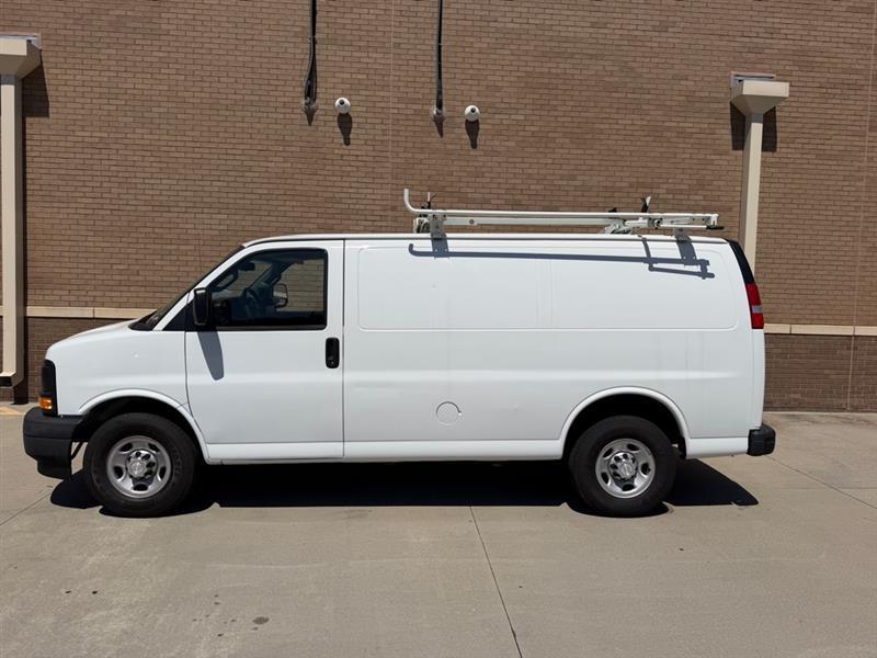 Chevrolet Express  2017