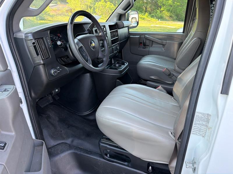 Chevrolet Express  2017