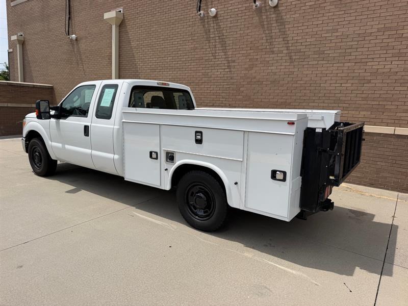 2016 Ford F-350 Super Duty XL - Photo 11