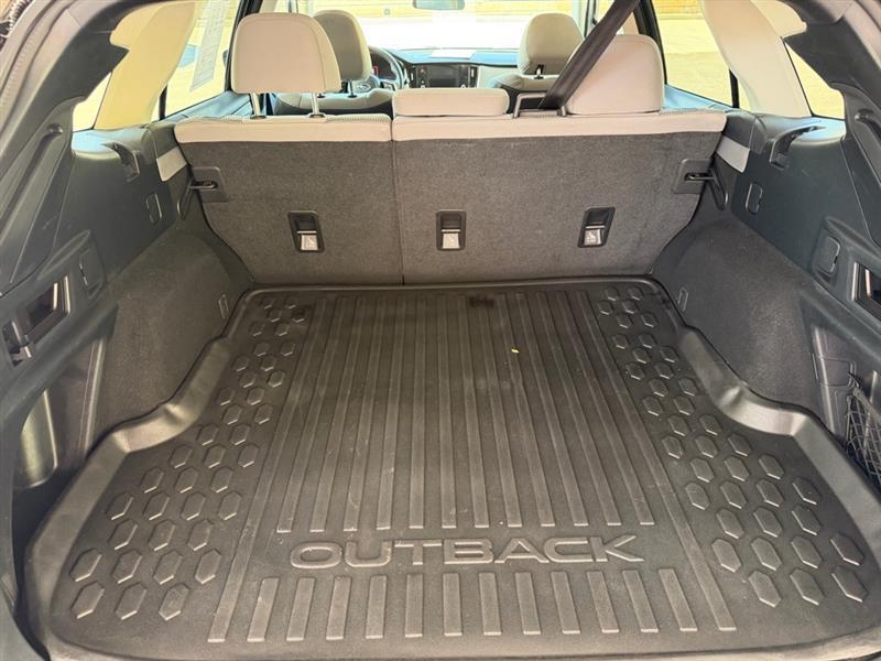 Subaru Outback  2022