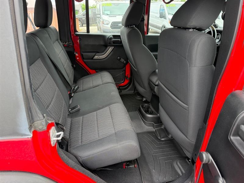 Jeep Wrangler  2012