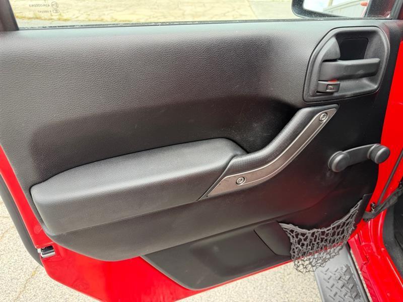 Jeep Wrangler  2012