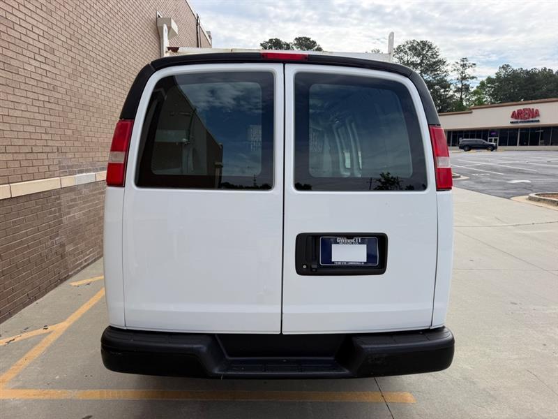 GMC Savana  2016