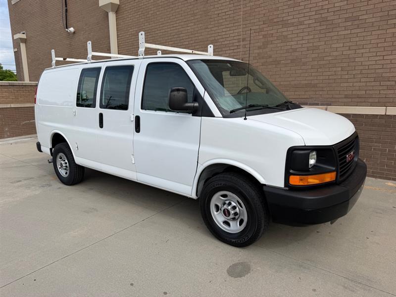 GMC Savana  2016