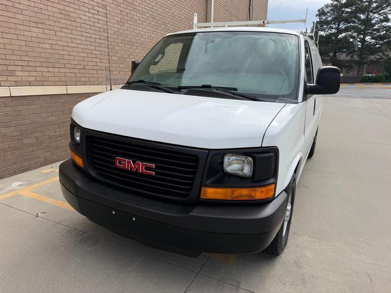 GMC Savana  2016