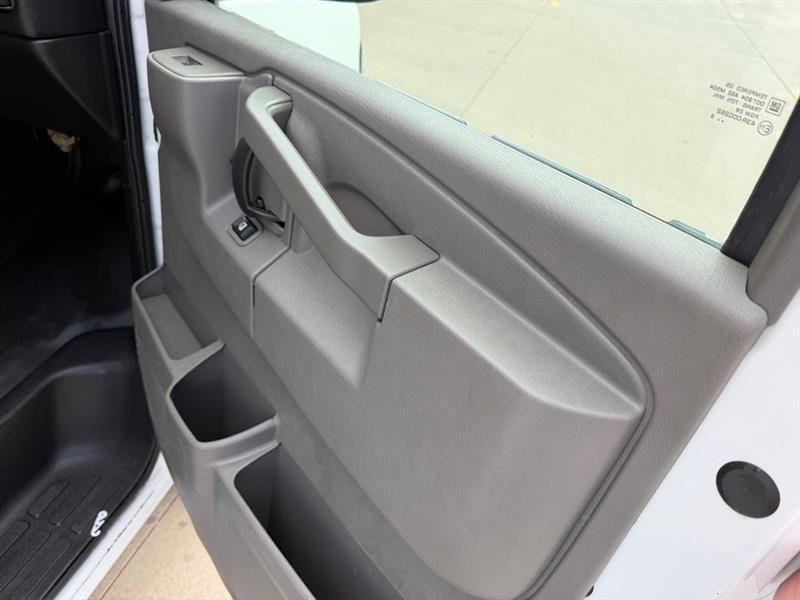 GMC Savana  2016
