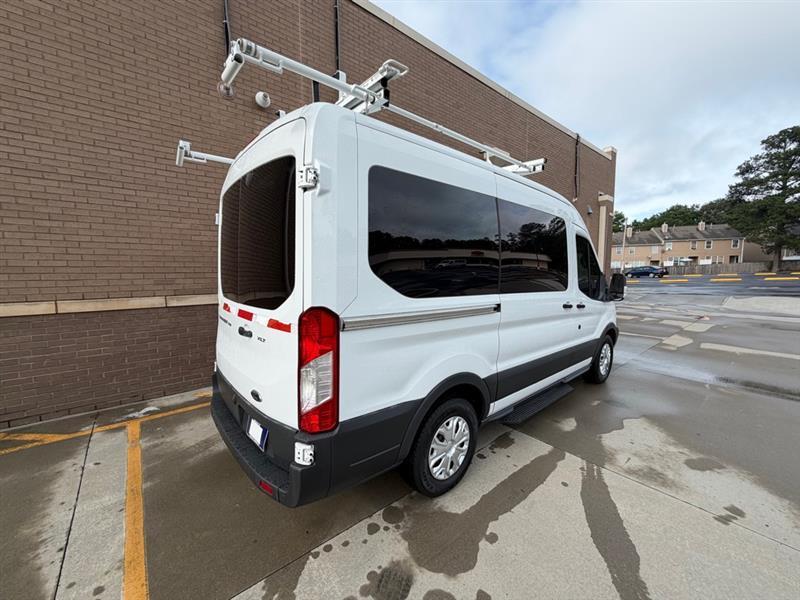 Ford Transit  2015