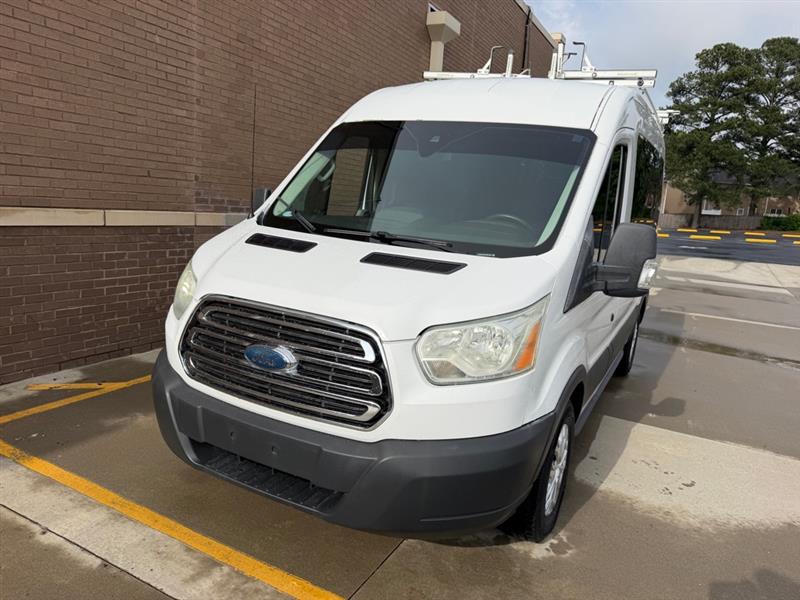 Ford Transit  2015