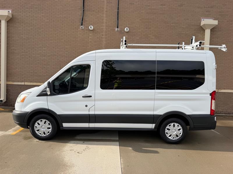 Ford Transit  2015