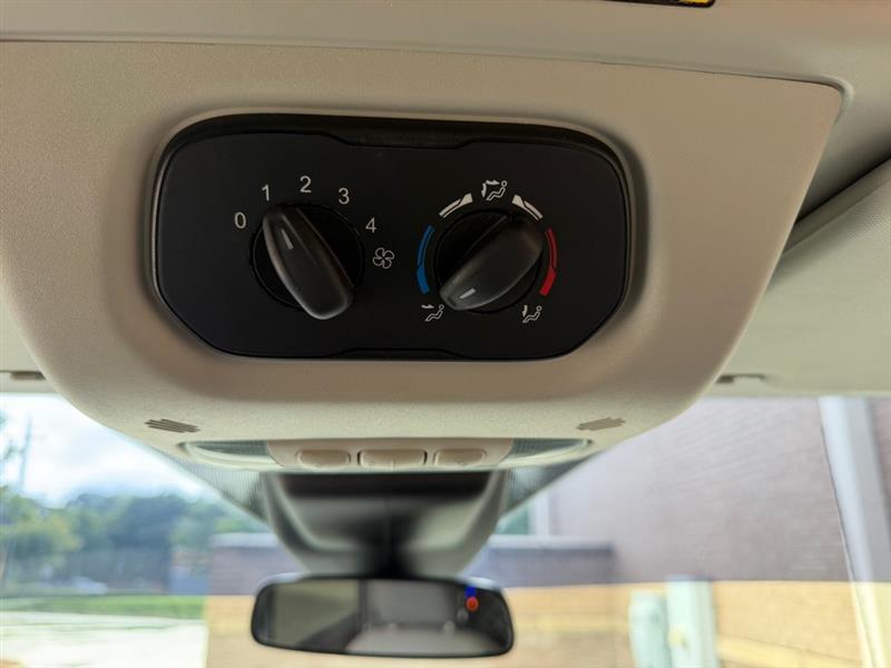 Ford Transit  2015