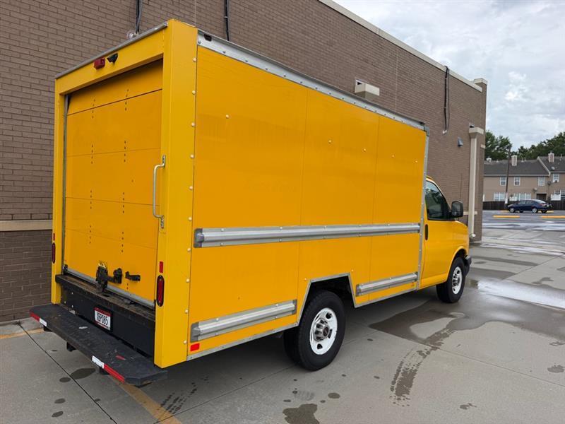 GMC Savana  2020