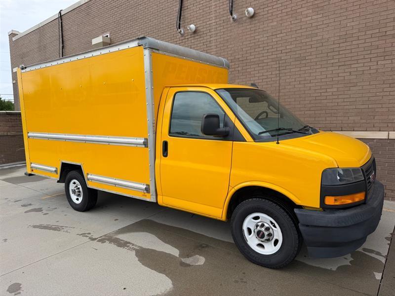 GMC Savana  2020
