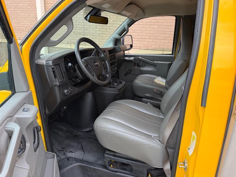 GMC Savana  2020