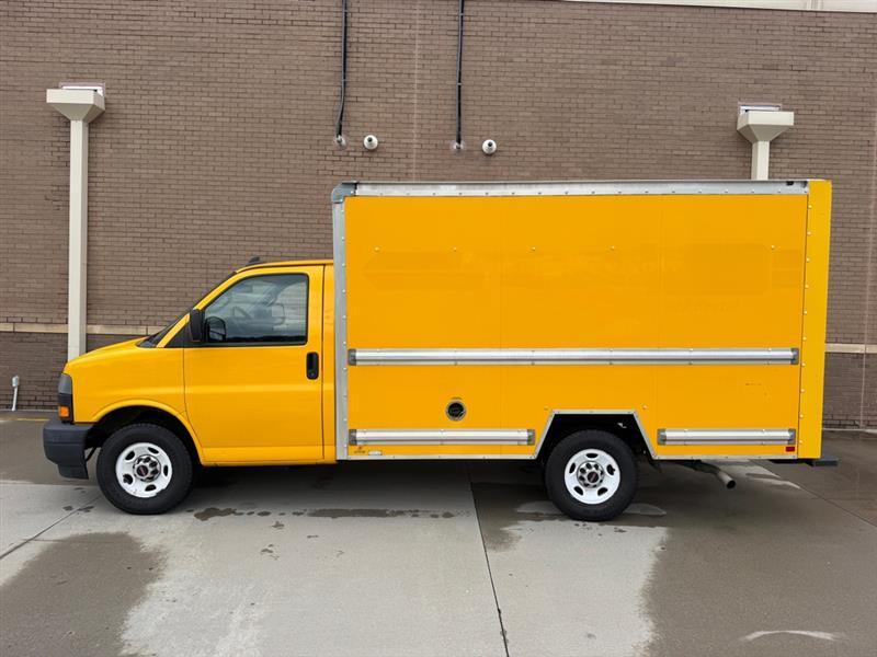 GMC Savana  2020
