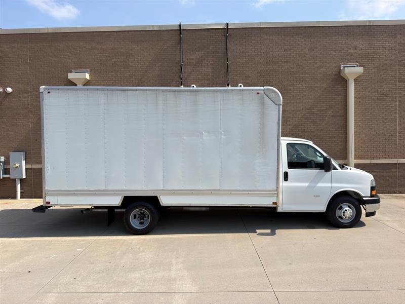 Chevrolet Express  2021