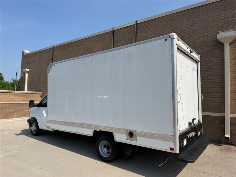 Chevrolet Express  2021