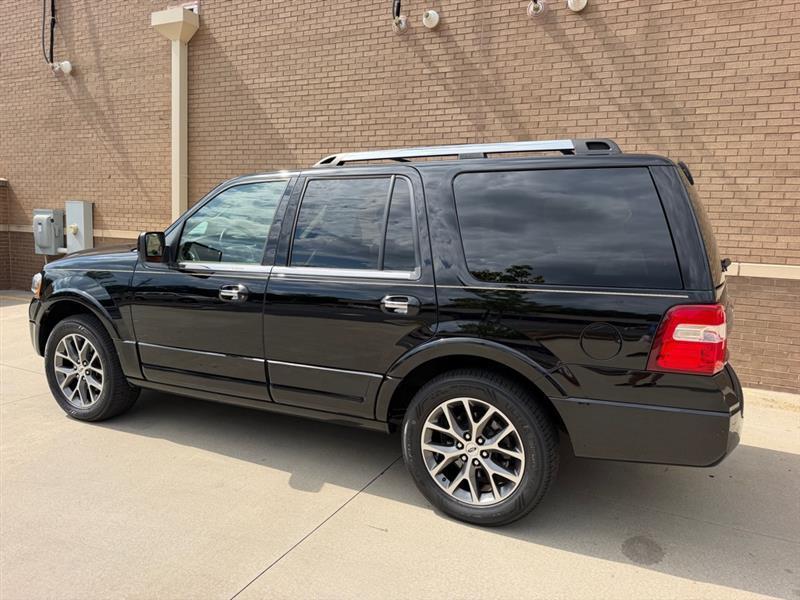 Ford Expedition  2017