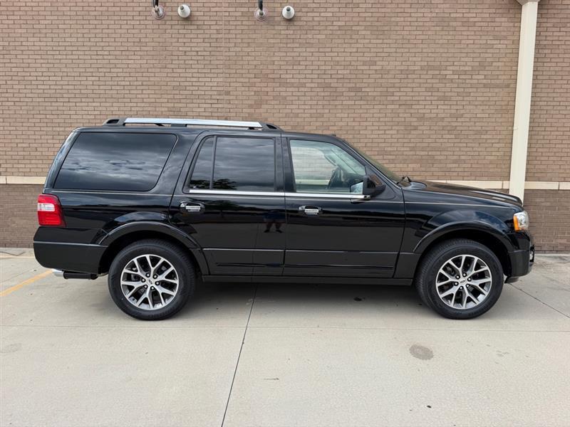 Ford Expedition  2017