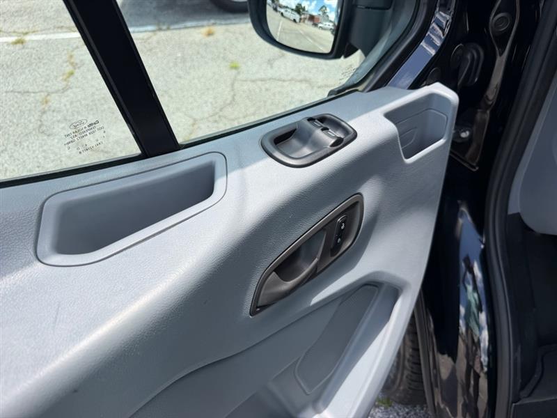 Ford Transit  2016