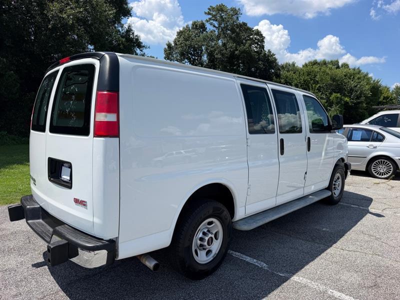 GMC Savana  2016