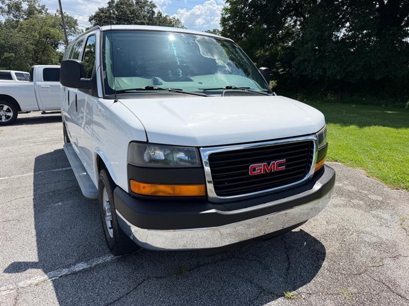 GMC Savana  2016