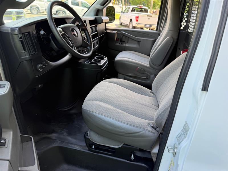 GMC Savana  2016