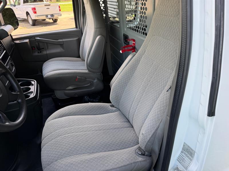 GMC Savana  2016