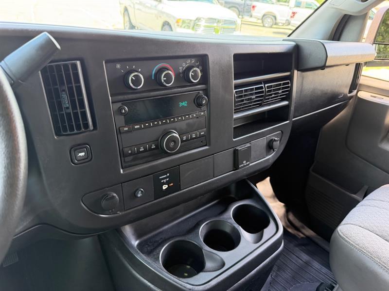 GMC Savana  2016