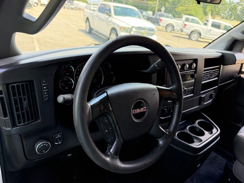GMC Savana  2016