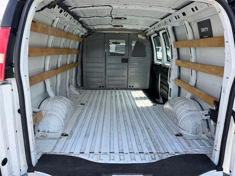 GMC Savana  2016