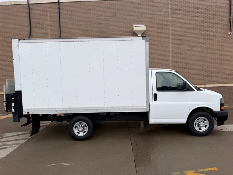 Chevrolet Express  2021