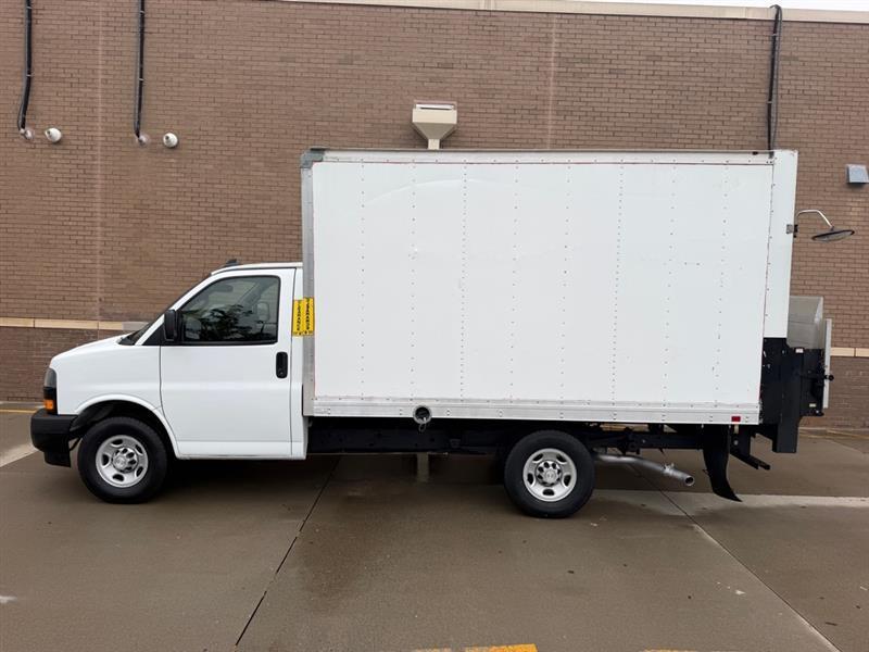 Chevrolet Express  2021