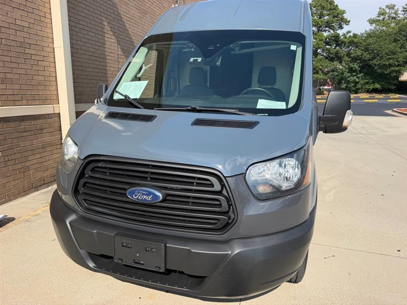 Ford Transit  2019