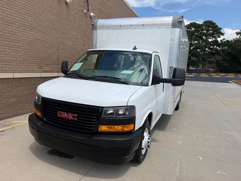 GMC Savana  2021