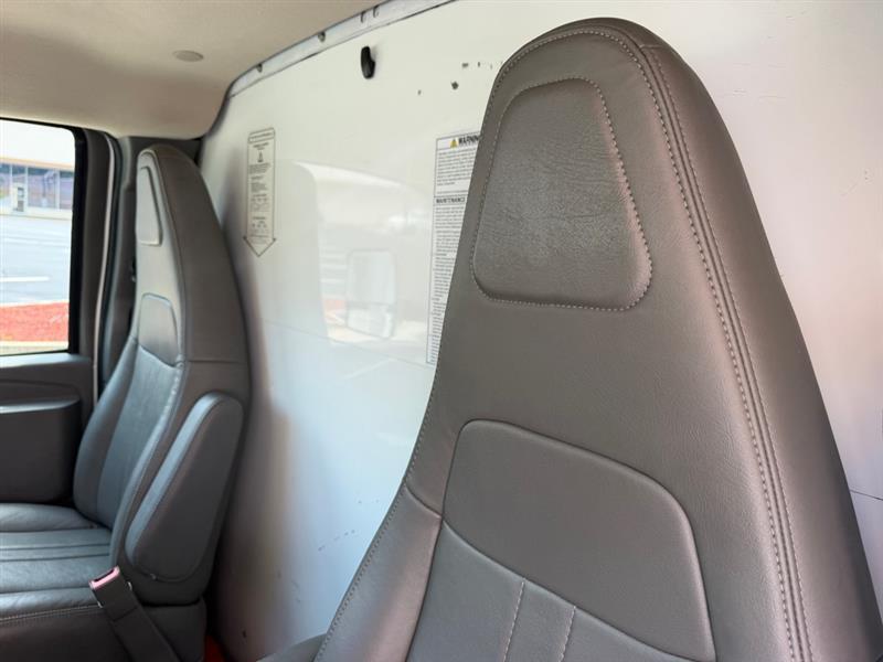 GMC Savana  2021