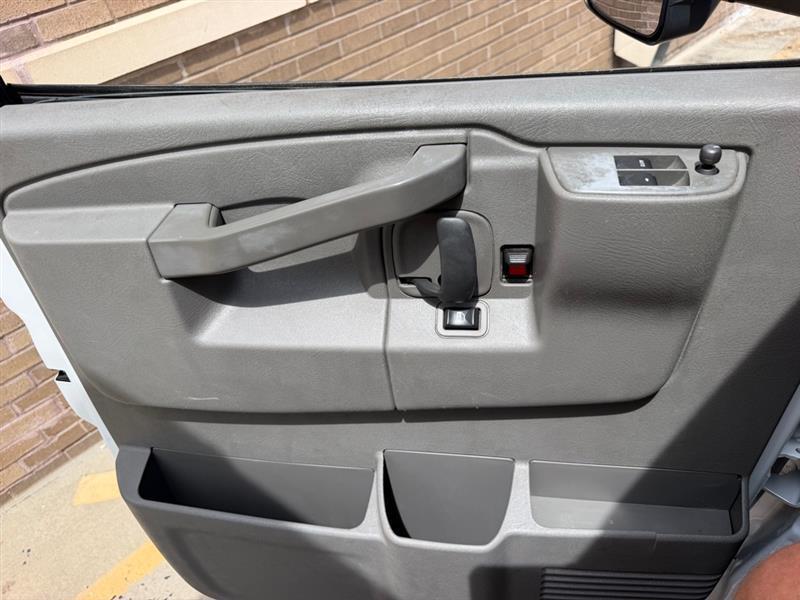 GMC Savana  2021