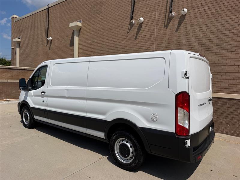 Ford Transit  2021