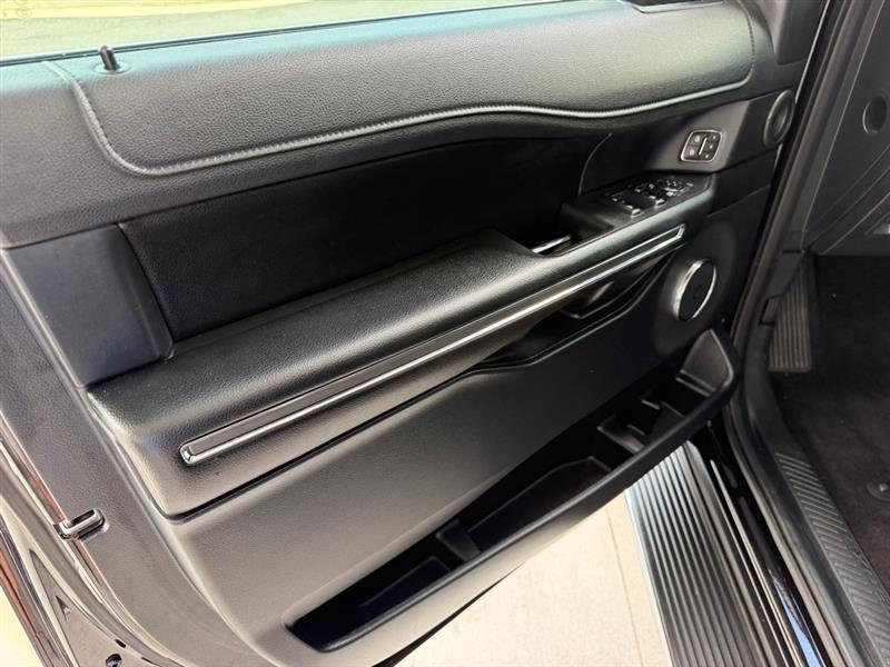 Ford Expedition  2019