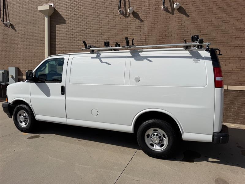 Chevrolet Express  2021