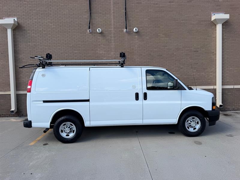 Chevrolet Express  2021