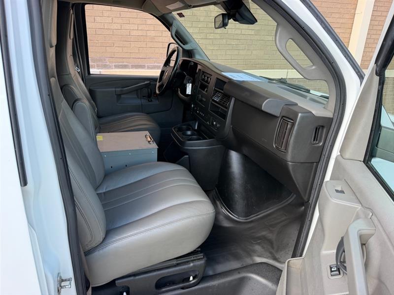 Chevrolet Express  2021